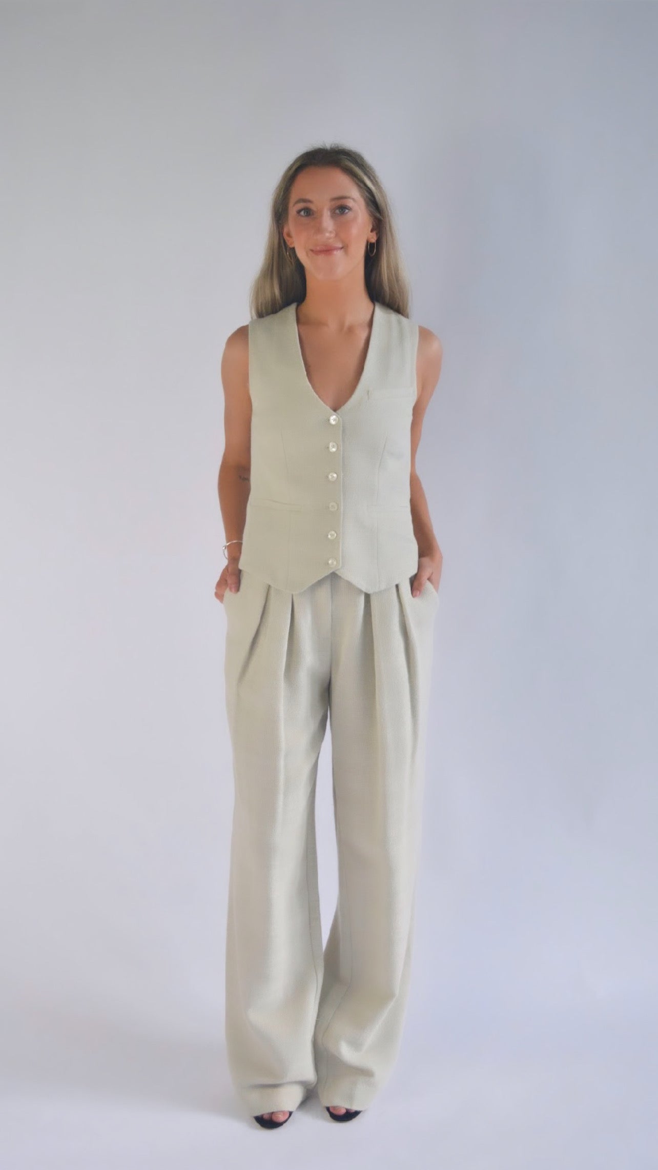 Staud- Brett Vest in Oat Milk