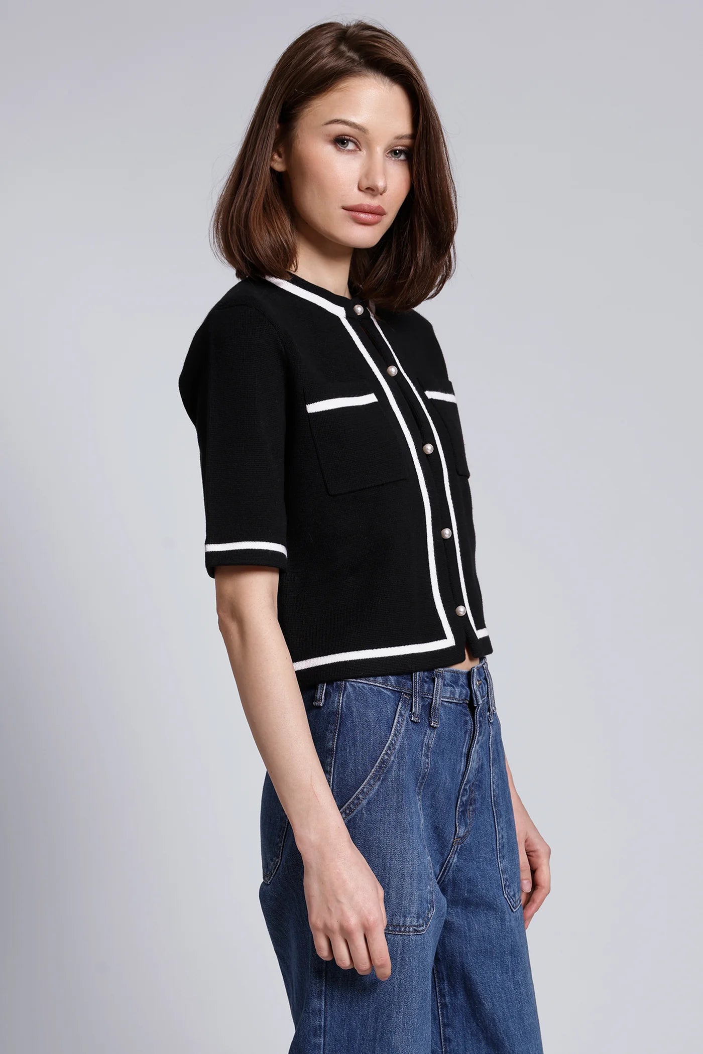 Minnie Rose Short Sleeve Tipped Cropped Jacket in Black/White