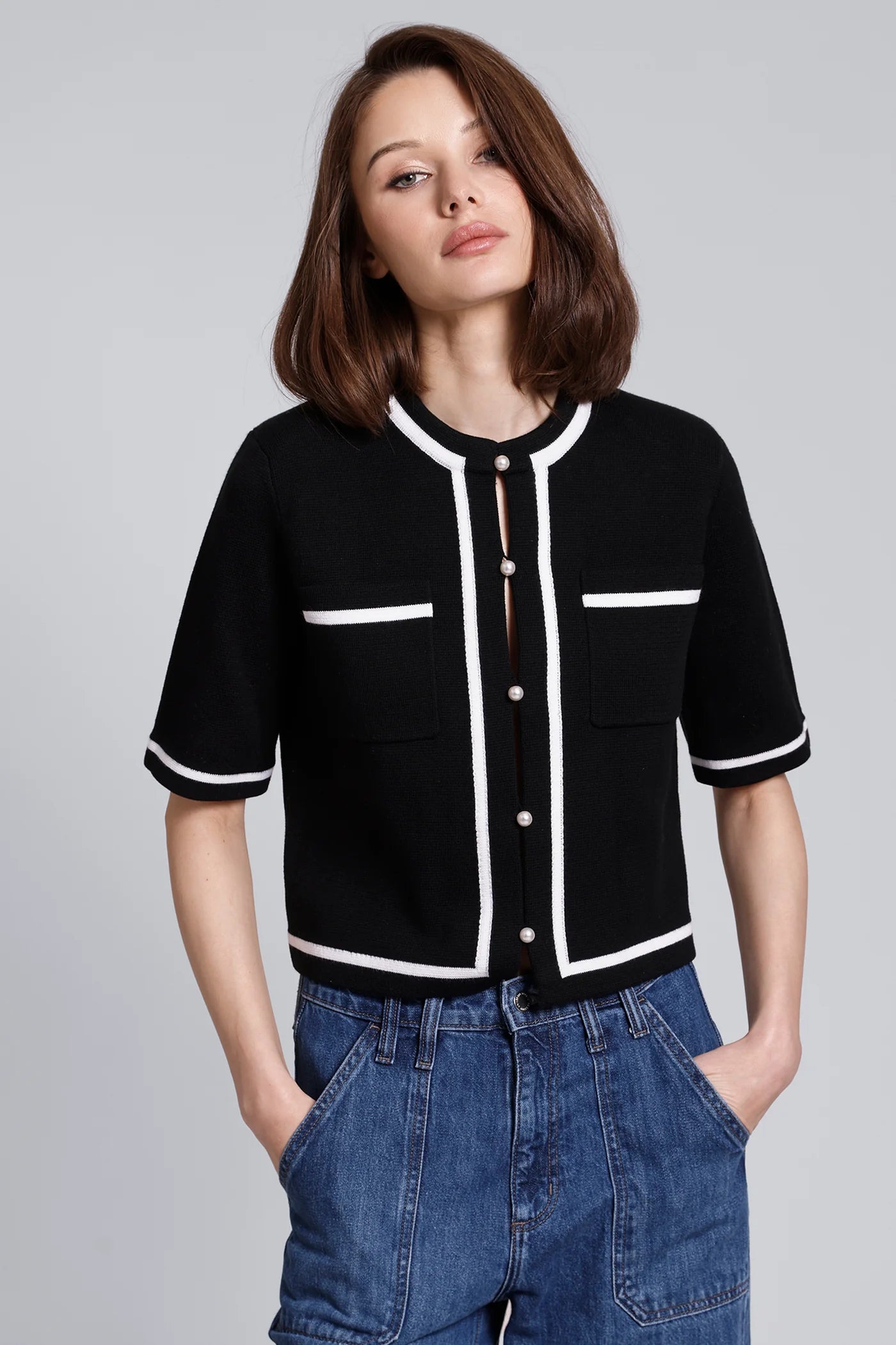 Minnie Rose Short Sleeve Tipped Cropped Jacket in Black/White