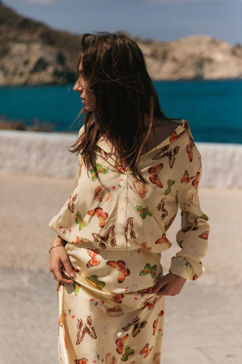 Catherine Gee Daria French Cuff Silk Blouse in Soft Butterfly