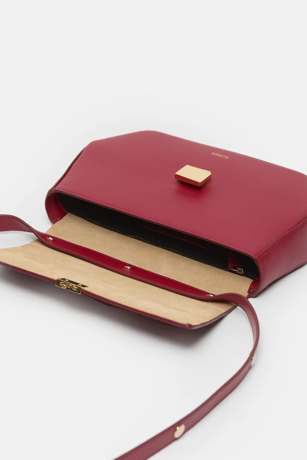 Closed Bag One Medium in Cherry Red