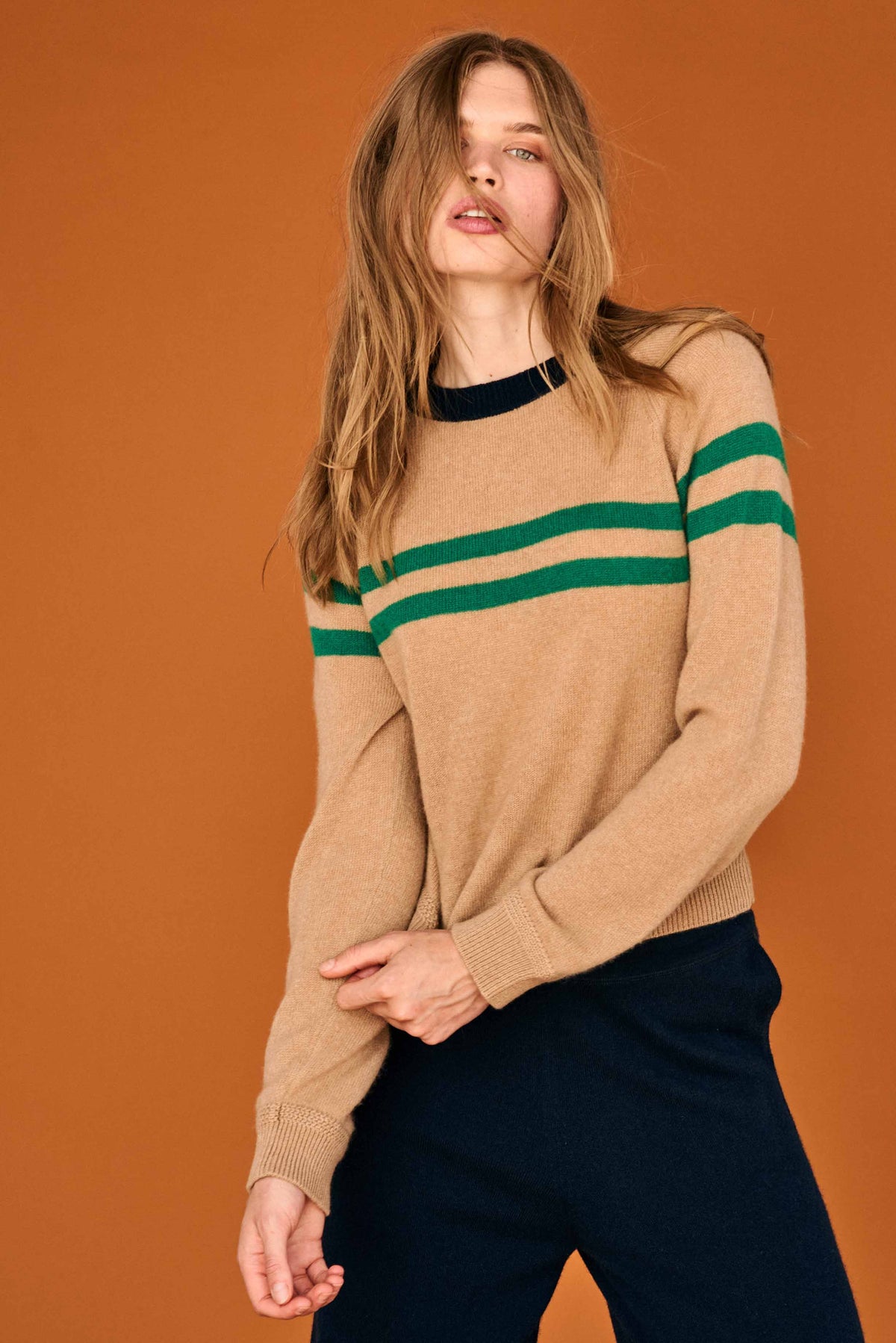 Jumper1234 - Chest Stripe Crew - Camel
